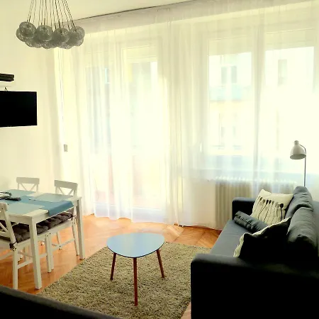 Andrew's Budapest