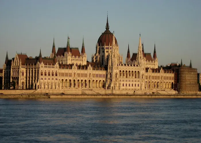 Andrew's * Budapest